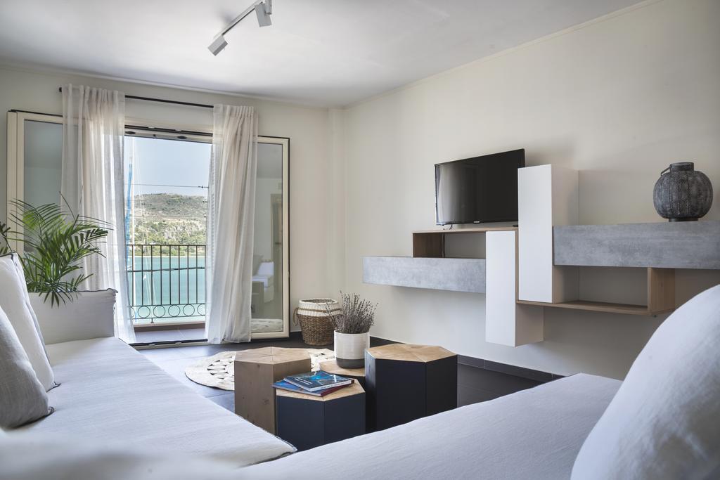 Argostoli Marina Suites Dış mekan fotoğraf