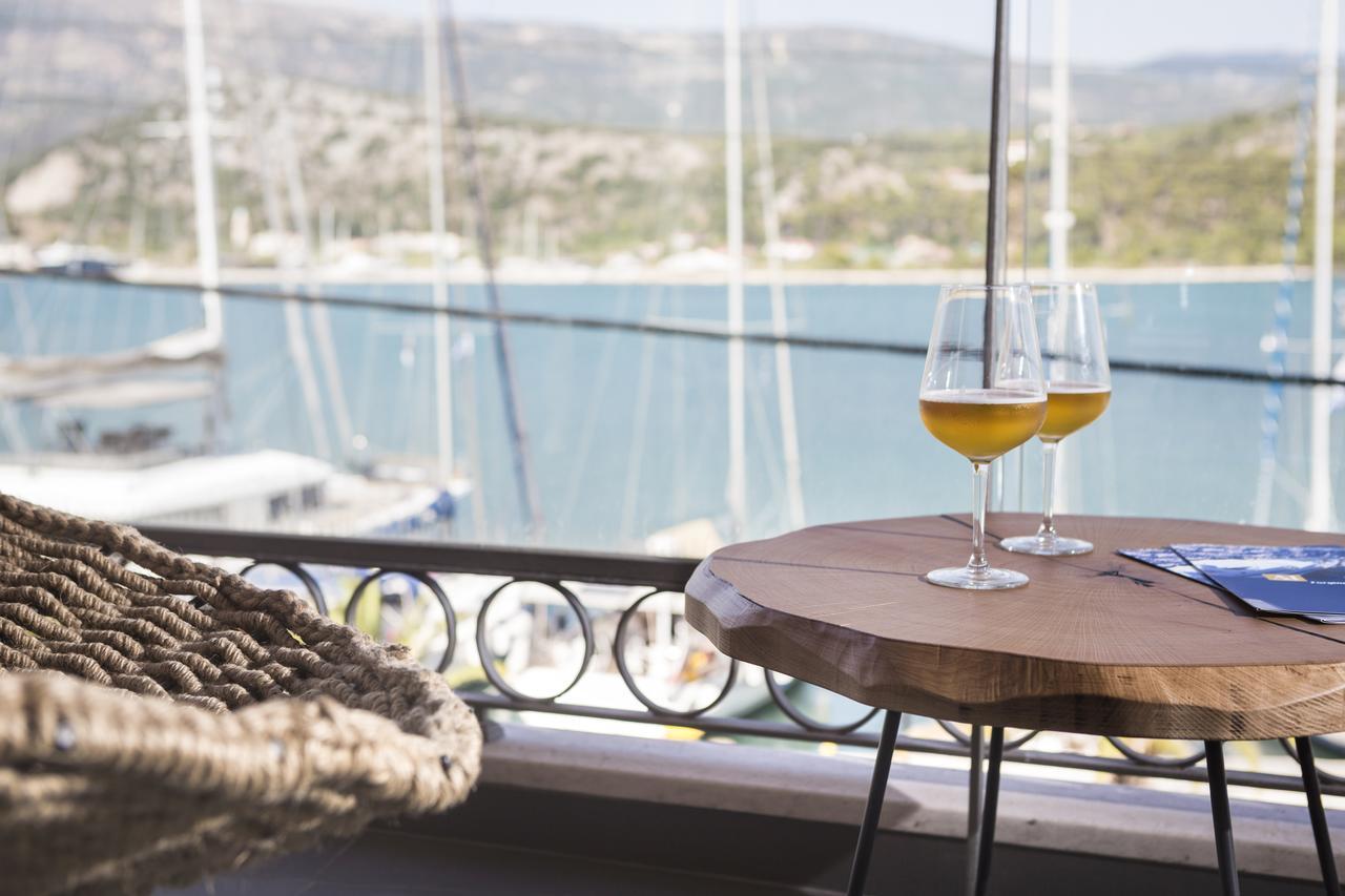 Argostoli Marina Suites Dış mekan fotoğraf